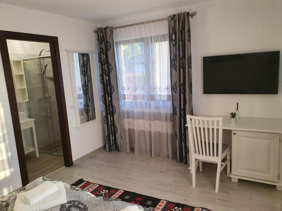 Casa Alexandru - Locul In Care Te Simti Acasa Hotel Viseu de Jos Bagian luar foto